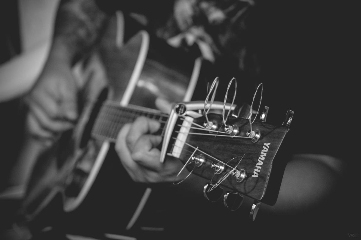 Frases de música cortas para pensar
