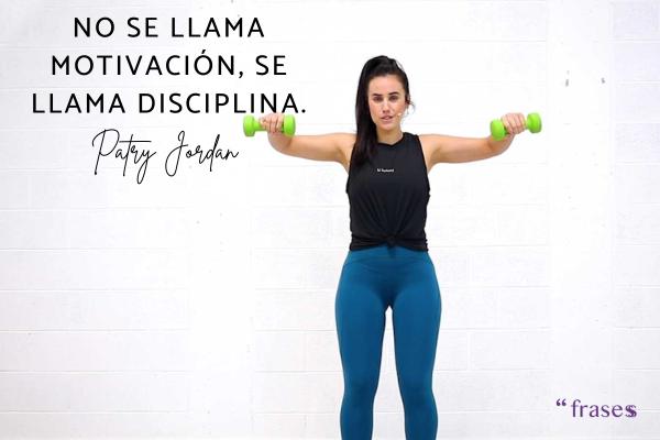 Frases de CrossFit motivadoras - No se llama motivación, se llama disciplina.