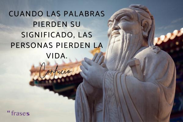 Las mejores Frases sobre la sociedad humana ¡Inspiradoras!